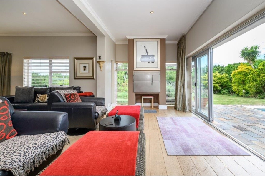 4 Bedroom Property for Sale in Lovemore Park Eastern Cape